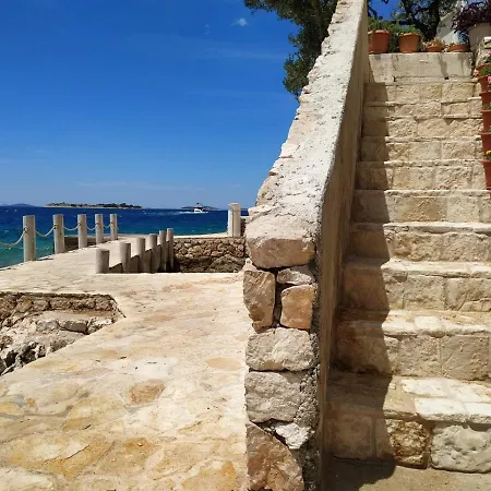 In Tribunj With Sea View, Balcony, Air Conditioning, Wifi 5081-1