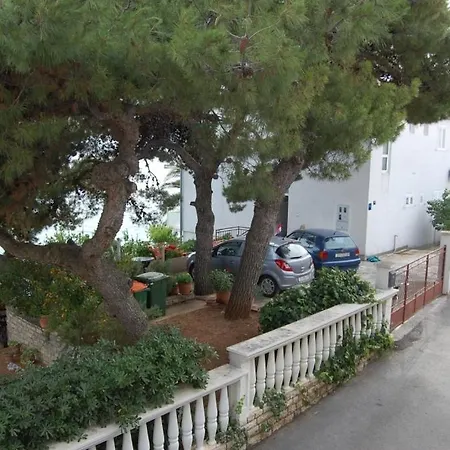 In Tribunj With Sea View, Balcony, Air Conditioning, Wifi 5081-1 * Tribalj