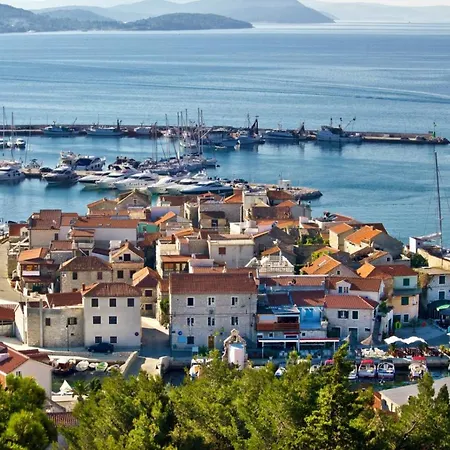 In Tribunj With Sea View, Balcony, Air Conditioning, Wifi 5081-1