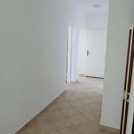 Appartamento In Tribunj With Sea View, Balcony, Air Conditioning, Wifi 5081-1