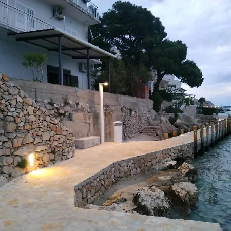 In Tribunj With Sea View, Balcony, Air Conditioning, Wifi 5081-1