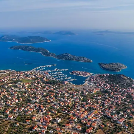 In Tribunj With Sea View, Balcony, Air Conditioning, Wifi 5081-1 Tribalj